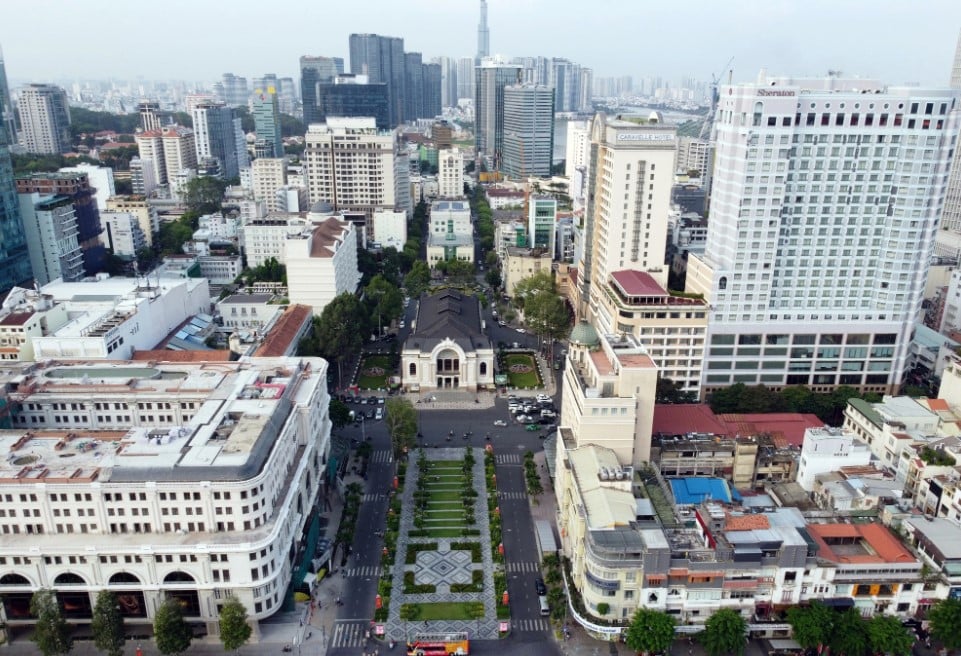 Đầu tư căn hộ trung tâm bất động sản công nghiệp 2024