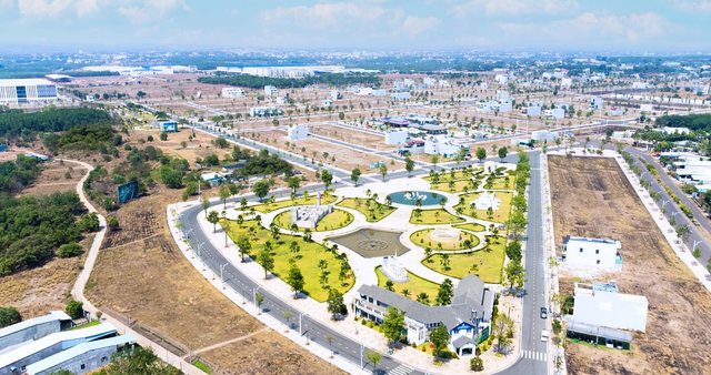 Biểu đồ và hình ảnh liên quan đến lãi suất cao đầu tư bất động sản năm 2025