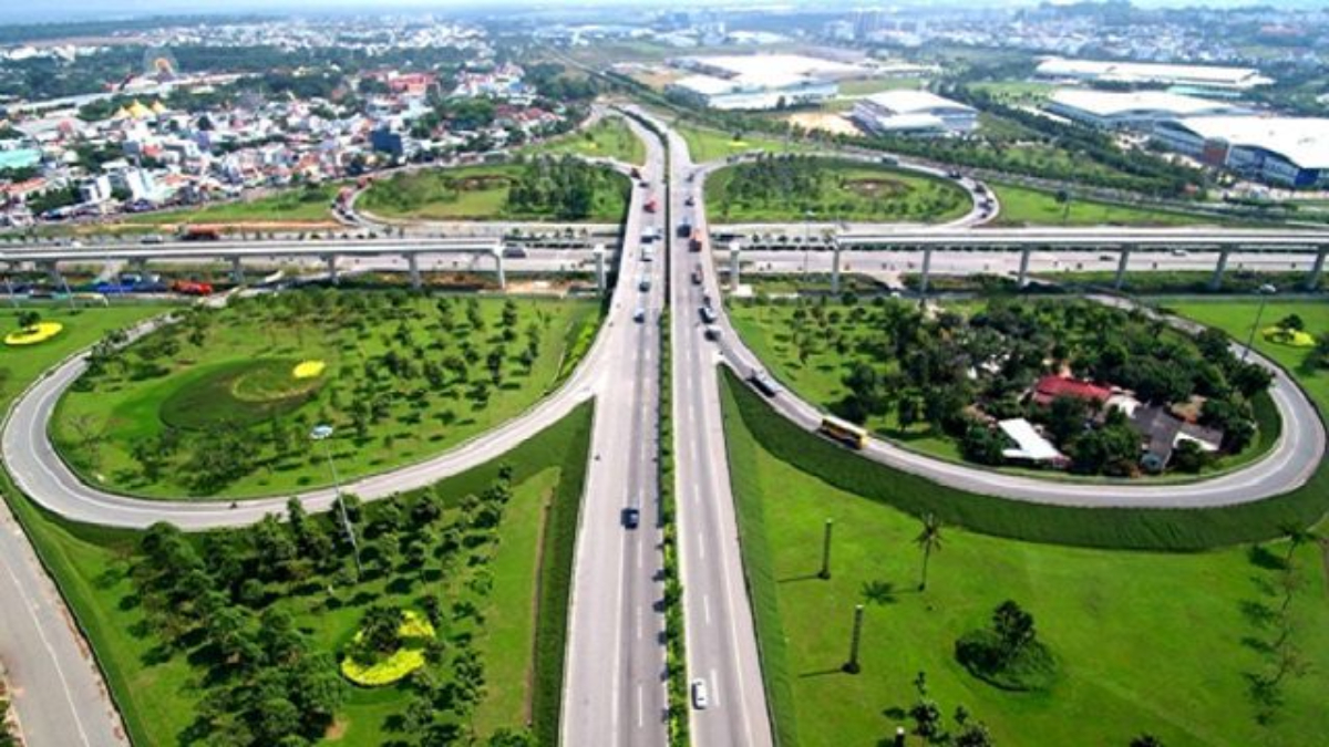 hệ thống giao thông và cơ sở hạ tầng